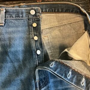 Levi's Dark Blue Button-Fly Jeans vintage 1999 501